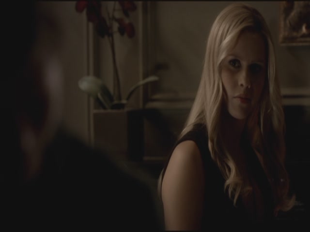 VampireDiariesWorld-dot-org-S3TVD_3x18TheMurderOfOne1941.jpg