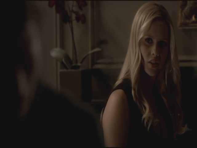 VampireDiariesWorld-dot-org-S3TVD_3x18TheMurderOfOne1942.jpg