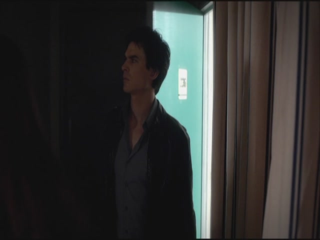 VampireDiariesWorld-dot-org-S3TVD_3x19HeartOfDarkness0503.jpg