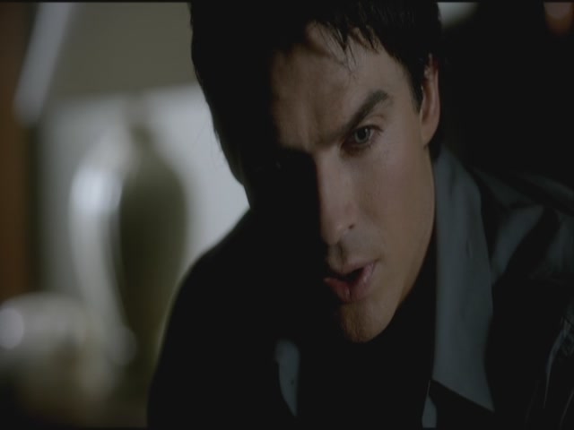 VampireDiariesWorld-dot-org-S3TVD_3x19HeartOfDarkness0558.jpg