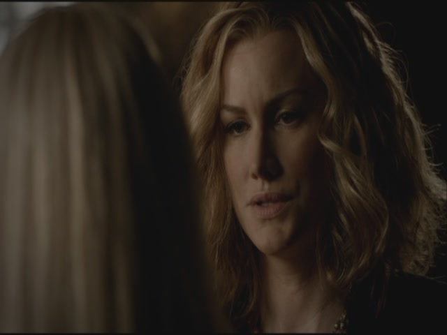 VampireDiariesWorld-dot-org-S3TVD_3x19HeartOfDarkness1054.jpg