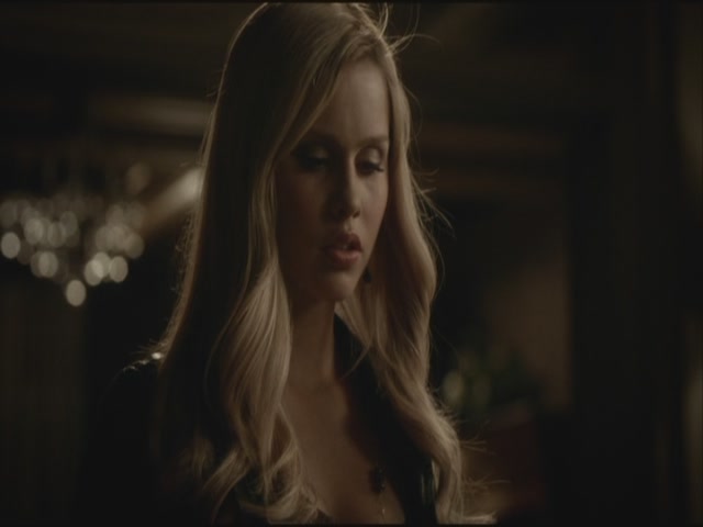 VampireDiariesWorld-dot-org-S3TVD_3x19HeartOfDarkness1072.jpg