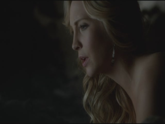 VampireDiariesWorld-dot-org-S3TVD_3x19HeartOfDarkness1122.jpg