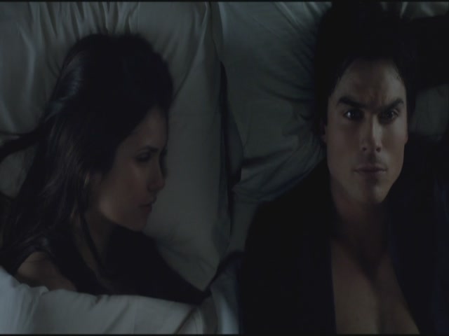 VampireDiariesWorld-dot-org-S3TVD_3x19HeartOfDarkness1309.jpg