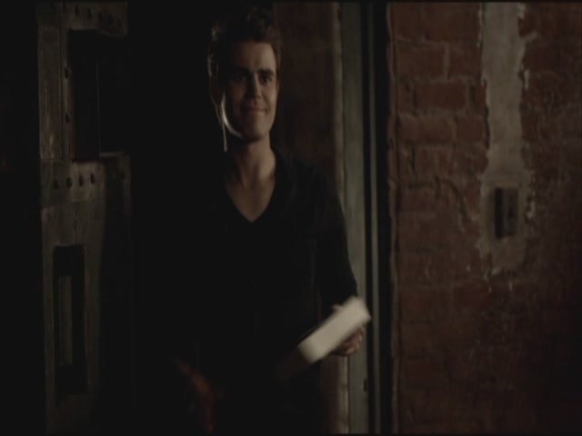 VampireDiariesWorld-dot-org-S3TVD_3x19HeartOfDarkness1471.jpg