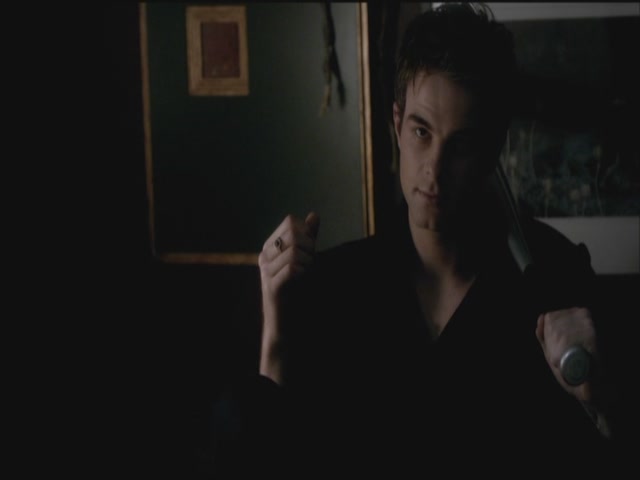 VampireDiariesWorld-dot-org-S3TVD_3x19HeartOfDarkness1609.jpg