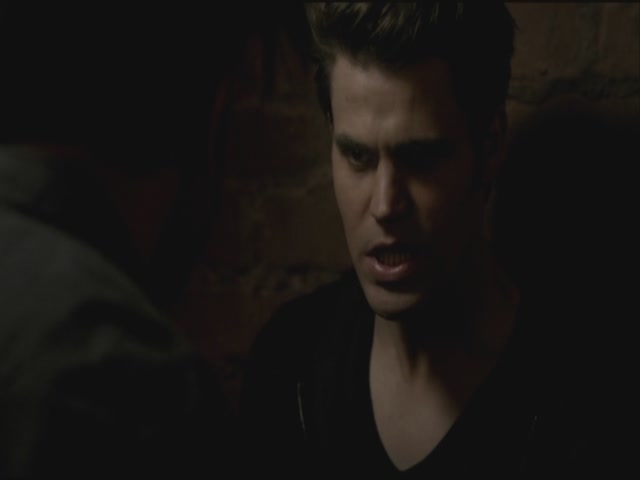 VampireDiariesWorld-dot-org-S3TVD_3x19HeartOfDarkness1655.jpg