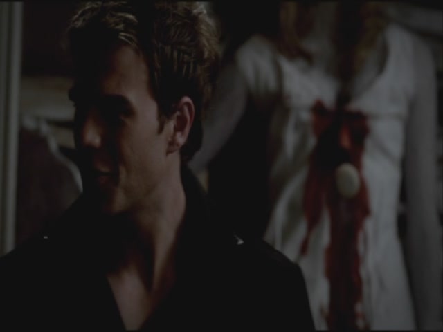 VampireDiariesWorld-dot-org-S3TVD_3x19HeartOfDarkness1706.jpg