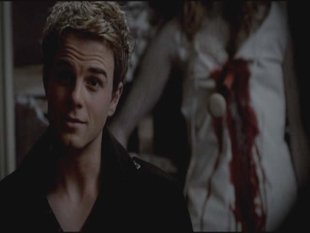 VampireDiariesWorld-dot-org-S3TVD_3x19HeartOfDarkness1714.jpg