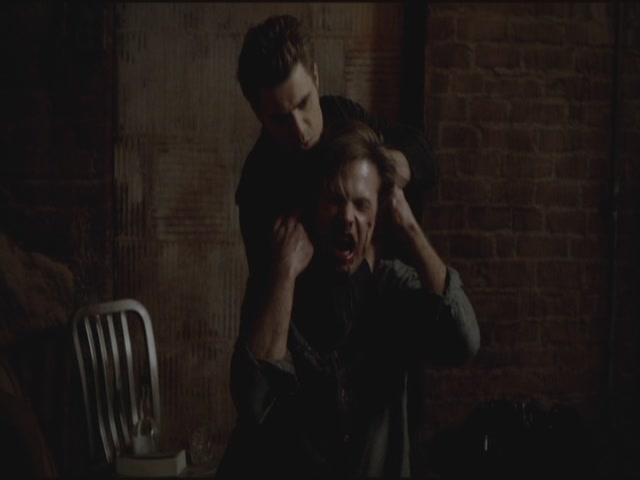 VampireDiariesWorld-dot-org-S3TVD_3x19HeartOfDarkness1799.jpg