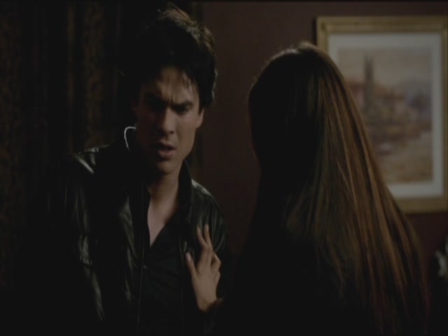 VampireDiariesWorld-dot-org-S3TVD_3x19HeartOfDarkness1828.jpg