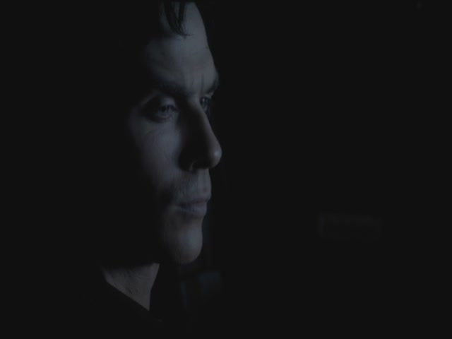 VampireDiariesWorld-dot-org-S3TVD_3x19HeartOfDarkness2064.jpg