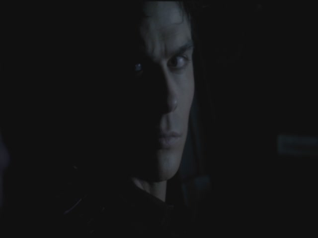 VampireDiariesWorld-dot-org-S3TVD_3x19HeartOfDarkness2066.jpg