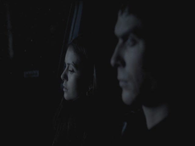 VampireDiariesWorld-dot-org-S3TVD_3x19HeartOfDarkness2088.jpg