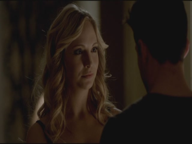 VampireDiariesWorld-dot-org-S3TVD_3x19HeartOfDarkness2156.jpg