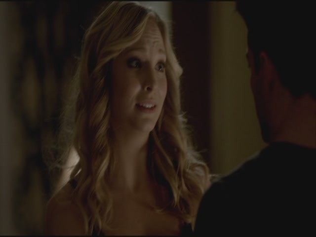 VampireDiariesWorld-dot-org-S3TVD_3x19HeartOfDarkness2160.jpg