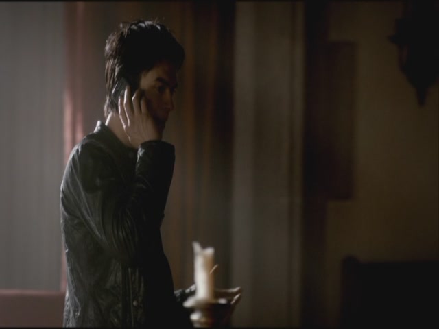 VampireDiariesWorld-dot-org-S3TVD_3x20DoNotGoGentle0066.jpg