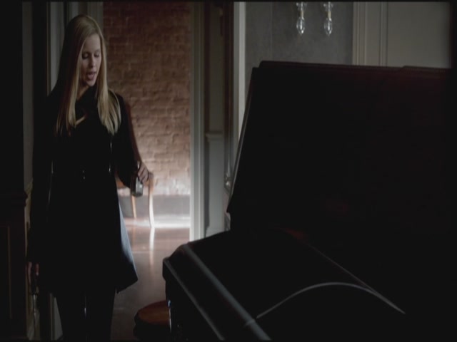 VampireDiariesWorld-dot-org-S3TVD_3x20DoNotGoGentle0100.jpg