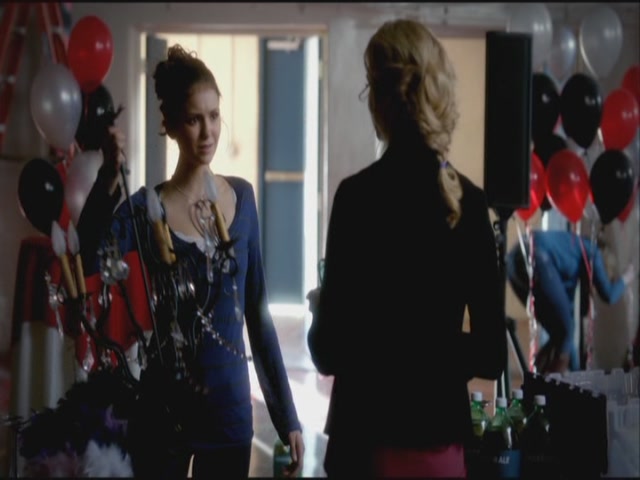 VampireDiariesWorld-dot-org-S3TVD_3x20DoNotGoGentle0166.jpg