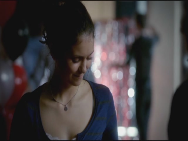 VampireDiariesWorld-dot-org-S3TVD_3x20DoNotGoGentle0179.jpg