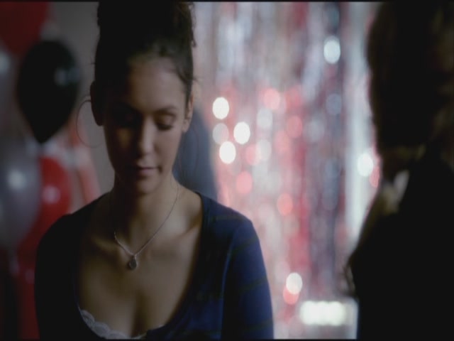 VampireDiariesWorld-dot-org-S3TVD_3x20DoNotGoGentle0190.jpg