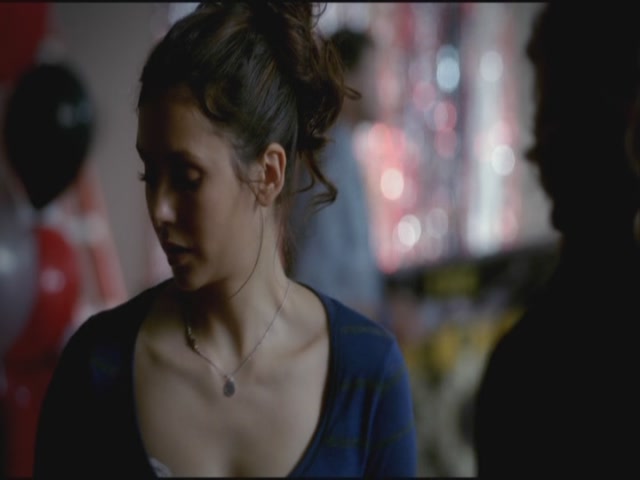 VampireDiariesWorld-dot-org-S3TVD_3x20DoNotGoGentle0193.jpg