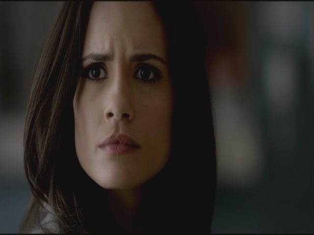 VampireDiariesWorld-dot-org-S3TVD_3x20DoNotGoGentle0322.jpg