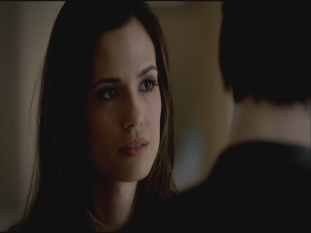 VampireDiariesWorld-dot-org-S3TVD_3x20DoNotGoGentle0336.jpg