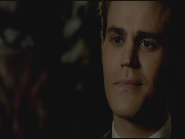 VampireDiariesWorld-dot-org-S3TVD_3x20DoNotGoGentle0516.jpg
