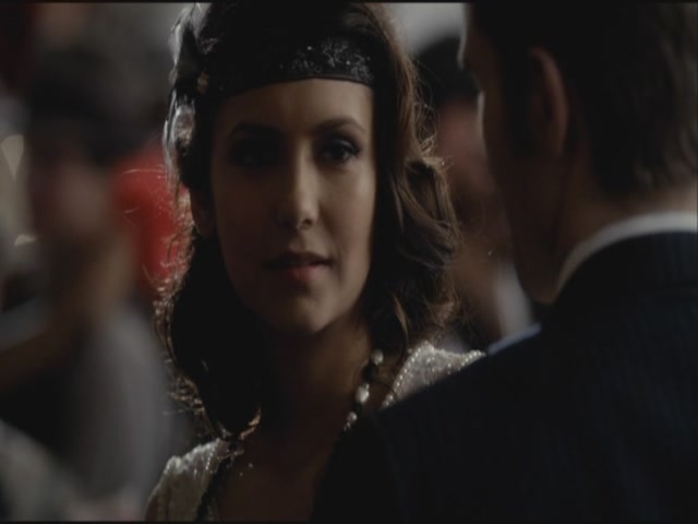 VampireDiariesWorld-dot-org-S3TVD_3x20DoNotGoGentle0610.jpg