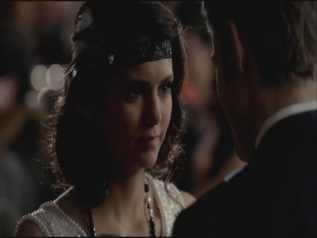 VampireDiariesWorld-dot-org-S3TVD_3x20DoNotGoGentle0613.jpg