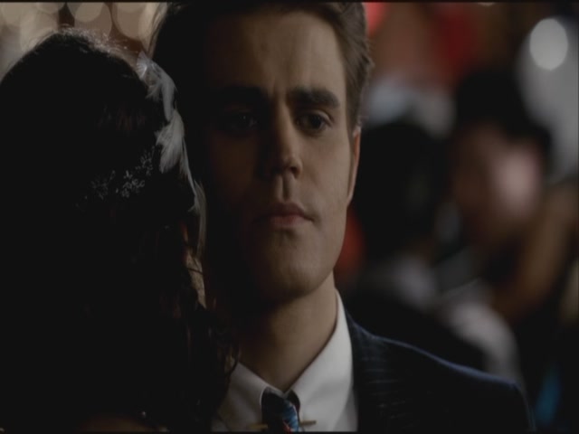 VampireDiariesWorld-dot-org-S3TVD_3x20DoNotGoGentle0633.jpg