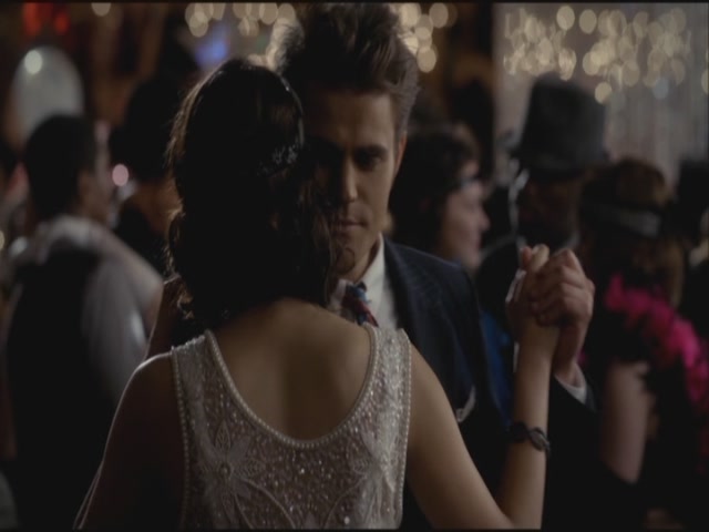 VampireDiariesWorld-dot-org-S3TVD_3x20DoNotGoGentle0656.jpg