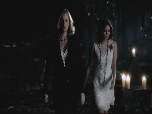 VampireDiariesWorld-dot-org-S3TVD_3x20DoNotGoGentle0880.jpg