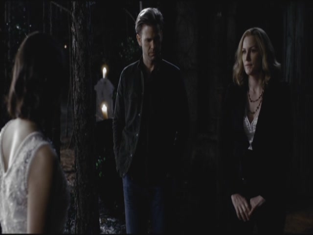 VampireDiariesWorld-dot-org-S3TVD_3x20DoNotGoGentle0905.jpg