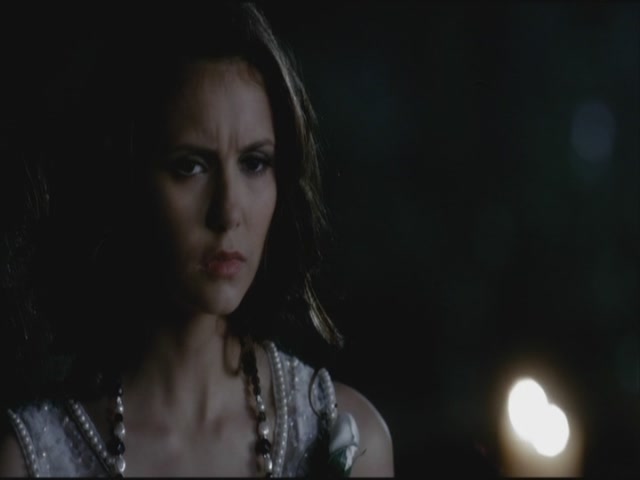 VampireDiariesWorld-dot-org-S3TVD_3x20DoNotGoGentle0913.jpg