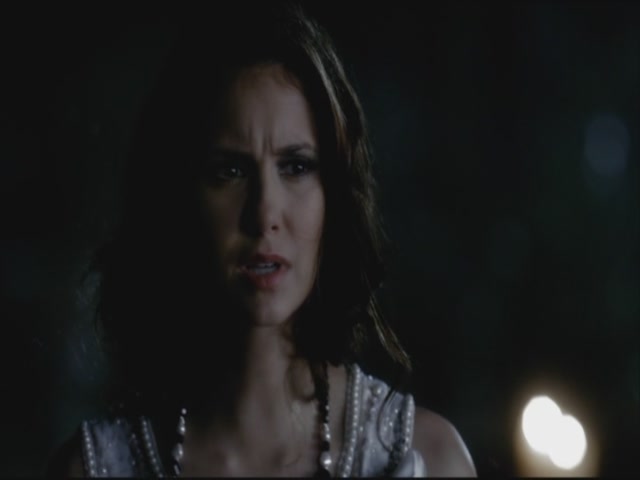 VampireDiariesWorld-dot-org-S3TVD_3x20DoNotGoGentle0918.jpg