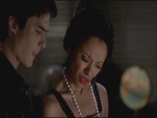 VampireDiariesWorld-dot-org-S3TVD_3x20DoNotGoGentle1263.jpg