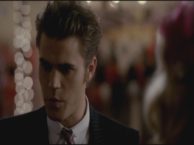 VampireDiariesWorld-dot-org-S3TVD_3x20DoNotGoGentle1293.jpg