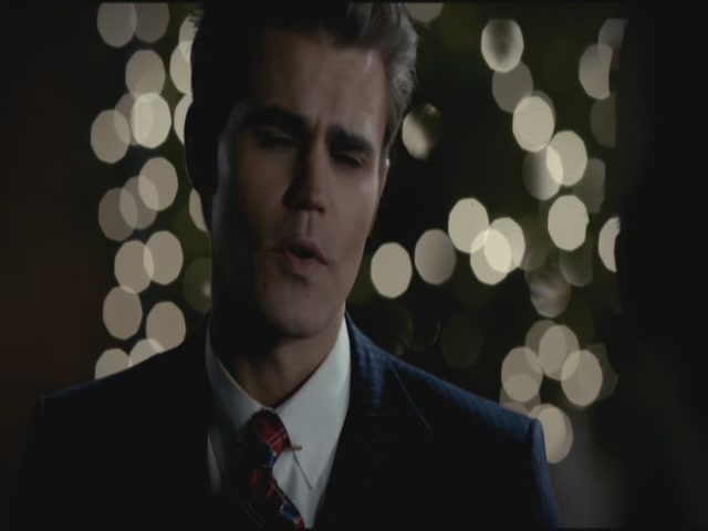 VampireDiariesWorld-dot-org-S3TVD_3x20DoNotGoGentle1517.jpg