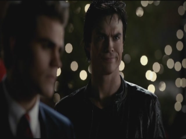 VampireDiariesWorld-dot-org-S3TVD_3x20DoNotGoGentle1541.jpg