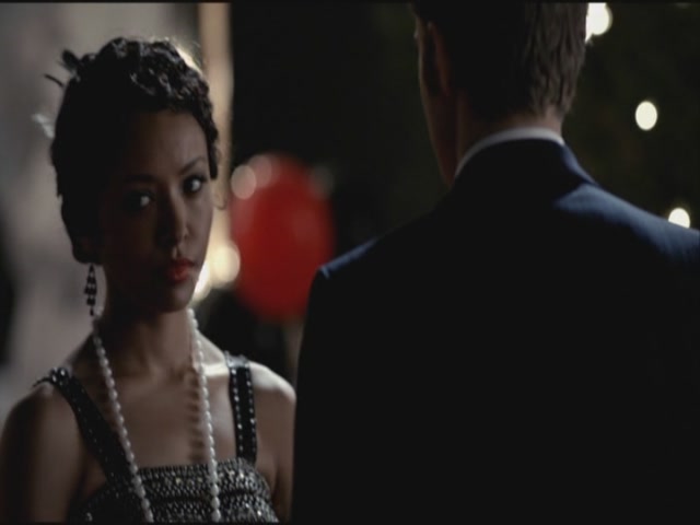 VampireDiariesWorld-dot-org-S3TVD_3x20DoNotGoGentle1580.jpg