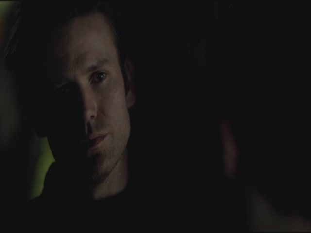 VampireDiariesWorld-dot-org-S3TVD_3x20DoNotGoGentle1605.jpg