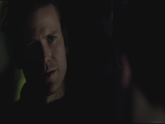 VampireDiariesWorld-dot-org-S3TVD_3x20DoNotGoGentle1614.jpg