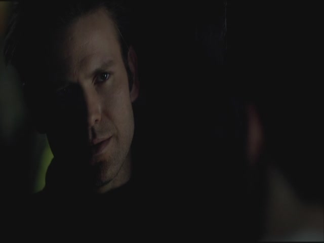 VampireDiariesWorld-dot-org-S3TVD_3x20DoNotGoGentle1630.jpg