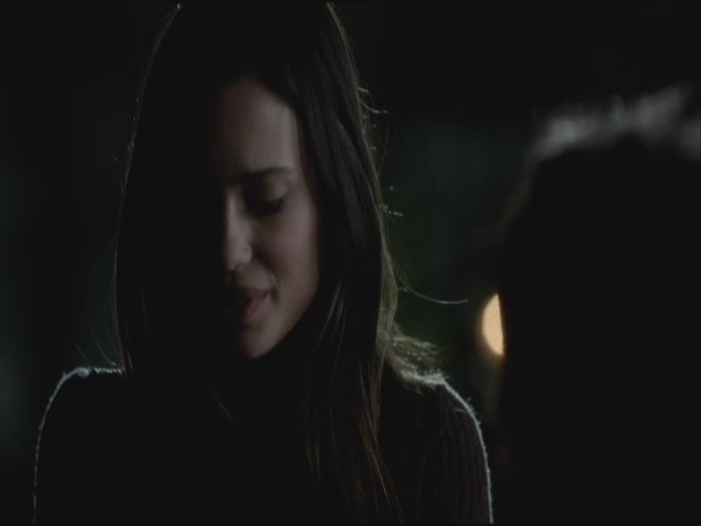 VampireDiariesWorld-dot-org-S3TVD_3x20DoNotGoGentle2081.jpg