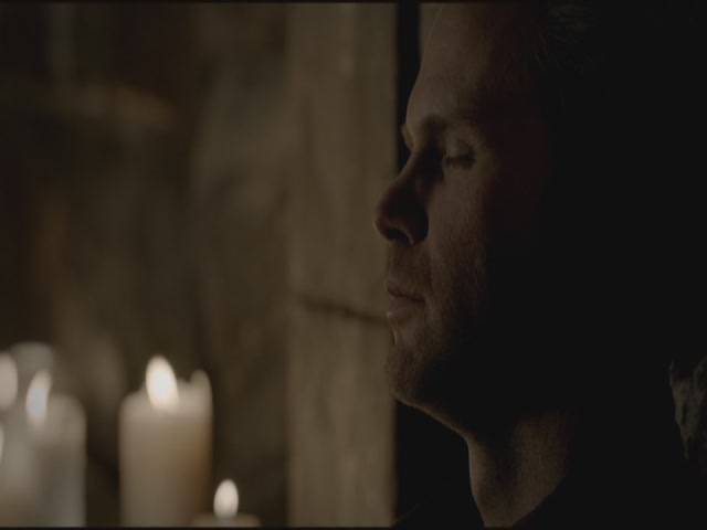 VampireDiariesWorld-dot-org-S3TVD_3x20DoNotGoGentle2208.jpg