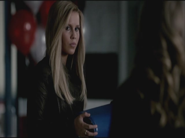 VampireDiariesWorld-dot-org-S3TVD_3x21BeforeSunset0108.jpg