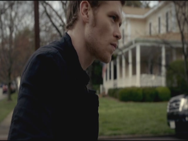 VampireDiariesWorld-dot-org-S3TVD_3x21BeforeSunset0567.jpg