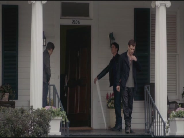 VampireDiariesWorld-dot-org-S3TVD_3x21BeforeSunset0646.jpg